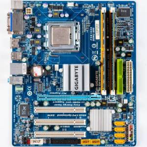 Gigabyte GA-G41M-ES2H